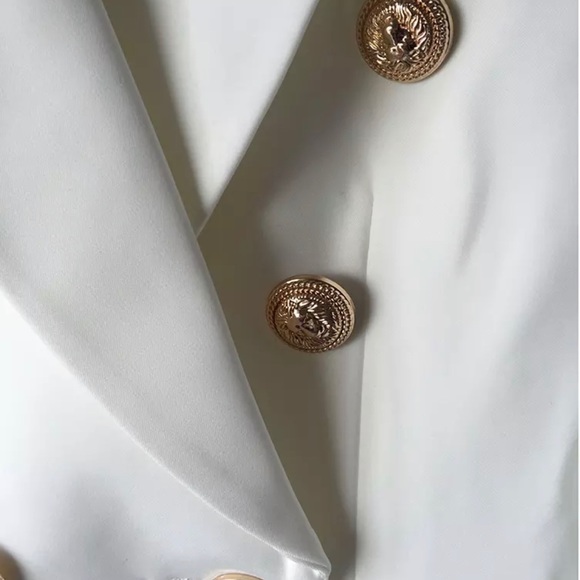 COPY - White double breasted Blazer - Picture 3 of 7